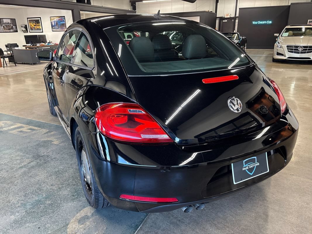 Used 2013 Volkswagen Beetle 2.5 FWD image 8