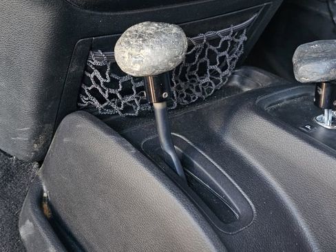 Used 2016 Jeep Wrangler Unlimited Sahara w/ Connectivity Group image 20