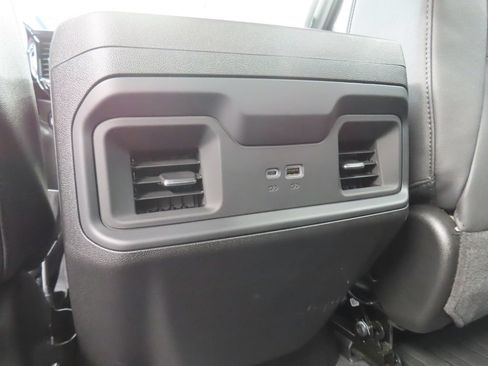 Used 2025 Chevrolet Silverado 1500 RST AWD/4WD image 18
