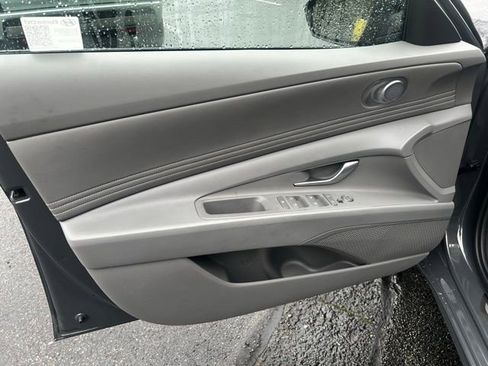 New 2025 Hyundai Elantra Sport image 9