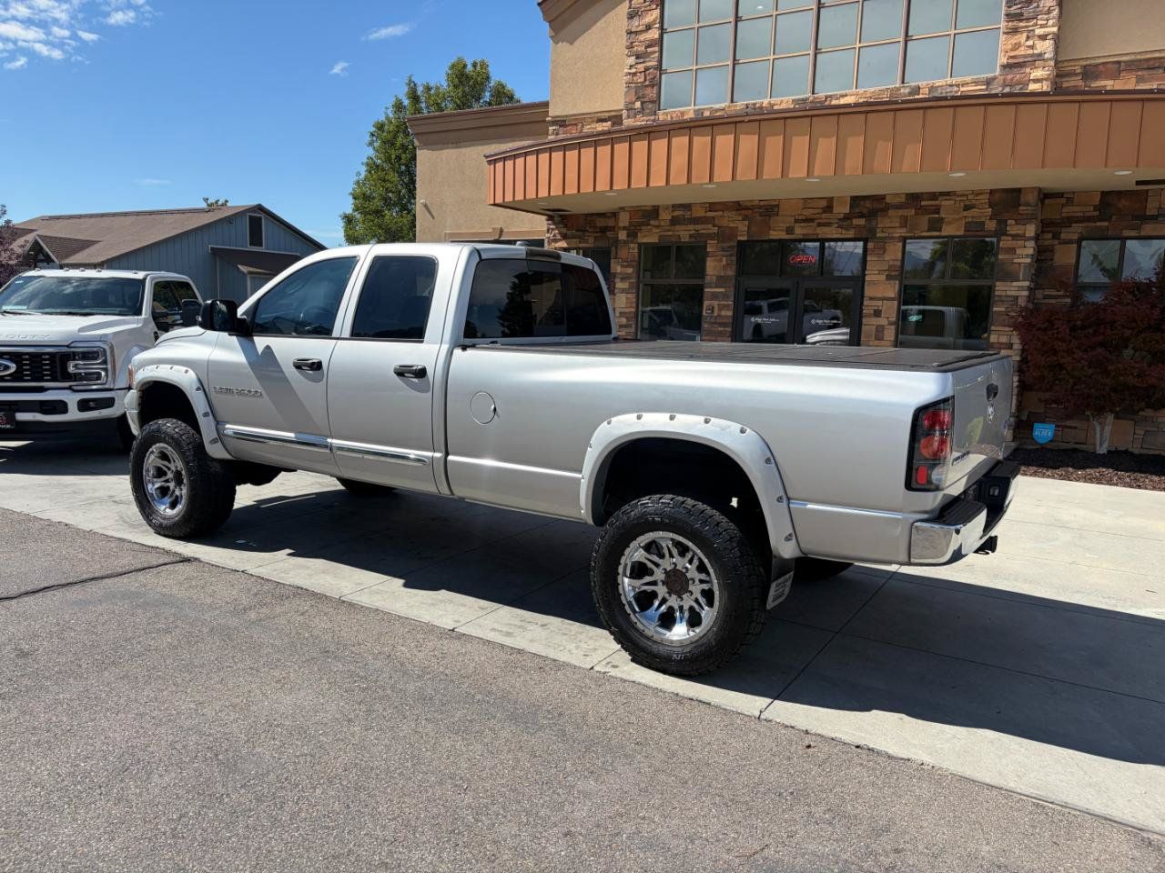 Used 2005 Dodge Ram 2500 Truck SLT AWD/4WD image 25