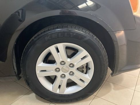 Used 2019 Dodge Grand Caravan SXT image 30