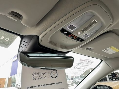 Certified 2023 Volvo S60 T8 Plus image 26