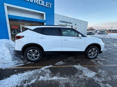 Certified 2024 Chevrolet Blazer LT w/ Convenience Package image 5