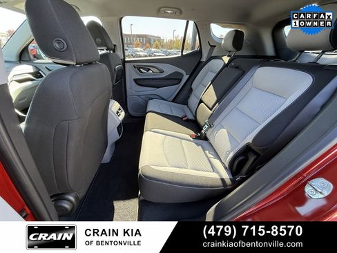Used 2022 GMC Terrain SLE image 25