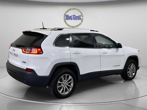 Used 2021 Jeep Cherokee Latitude Plus AWD/4WD image 5