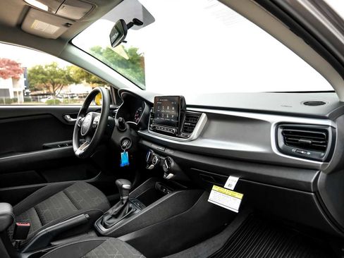 Used 2023 Kia Rio S image 13