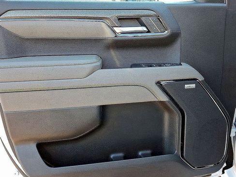 New 2026 Chevrolet Silverado 1500 ZR2 image 12