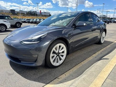 Used 2022 Tesla Model 3 Long Range AWD/4WD image 3