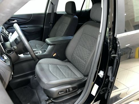 Used 2021 Chevrolet Equinox LT image 17