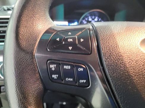 Used 2017 Ford Explorer XLT w/ Equipment Group 202A image 34