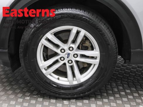 Used 2024 Ford Explorer 4WD image 32