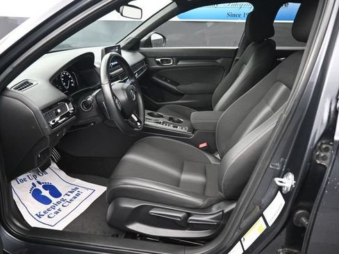 Used 2025 Honda Civic Sport image 11