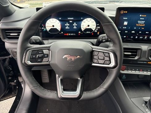 New 2025 Ford Mustang Coupe image 15