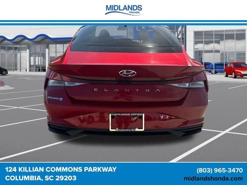 Used 2023 Hyundai Elantra SEL w/ Convenience Package FWD image 11