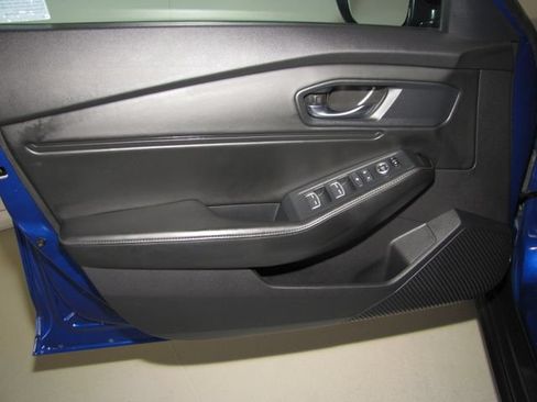 Used 2023 Honda Accord Sport image 10
