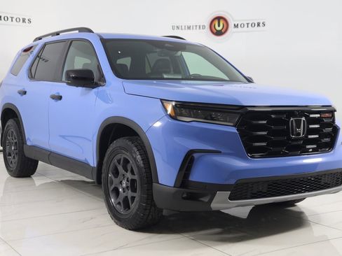 Used 2023 Honda Pilot TrailSport image 27