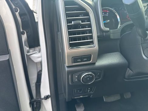 Used 2019 Ford F350 Platinum w/ Platinum Ultimate Package AWD/4WD image 25