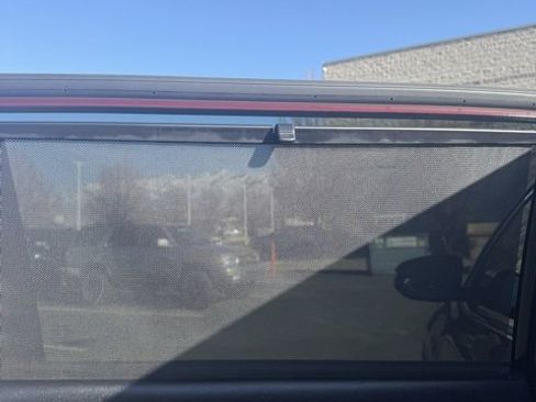 Used 2016 Toyota Highlander XLE image 35