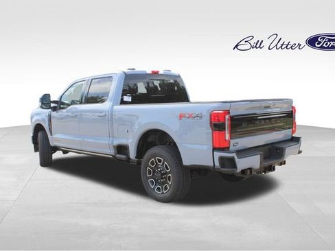 New 2026 Ford F250 Platinum AWD/4WD image 4