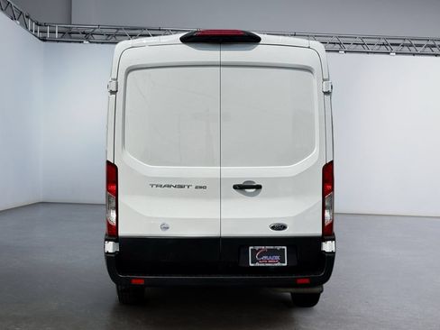 Used 2023 Ford Transit 250 Low Roof w/ Load Area Protection Package RWD image 6