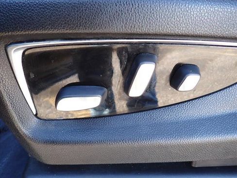 Used 2019 Cadillac Escalade ESV Luxury image 14