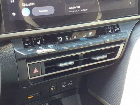 Certified 2025 Toyota Camry SE w/ Multimedia Upgrade Package AWD/4WD image 28