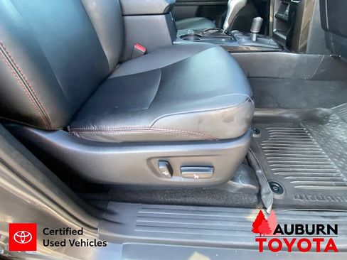 Certified 2023 Toyota 4Runner TRD Off-Road Premium w/ Moonroof Package AWD/4WD image 19