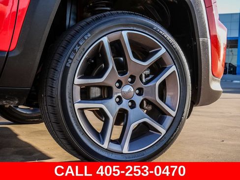 Used 2021 Jeep Renegade Sport AWD/4WD image 9