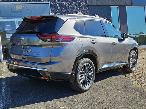 New 2026 Nissan Rogue Platinum w/ Platinum Premium Package image 6