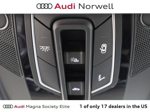 New 2026 Audi SQ8 Prestige AWD/4WD image 8