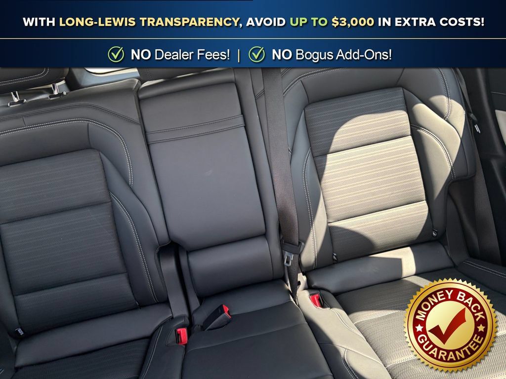 Used 2025 Lincoln Nautilus Reserve AWD/4WD image 21