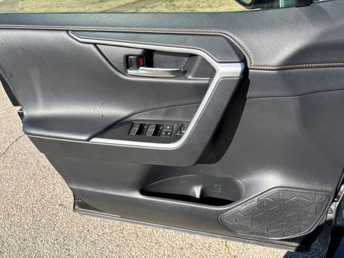 Used 2024 Toyota RAV4 Adventure image 10