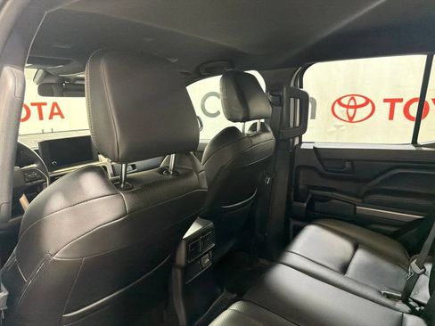 Used 2025 Toyota 4Runner TRD Off-Road AWD/4WD image 21
