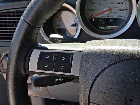 Used 2006 Dodge Charger SRT8 w/ SRT Option Group II RWD image 21
