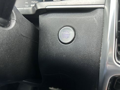 Used 2022 Kia Sorento SX FWD image 17