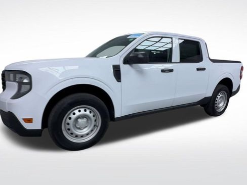 Used 2025 Ford Maverick XL w/ Equipment Group 101A AWD/4WD image 4