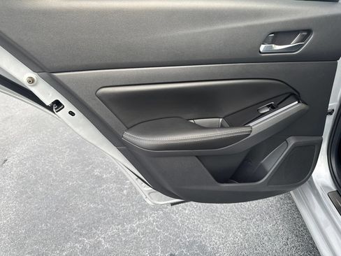 Used 2023 Nissan Altima 2.5 SL FWD image 37