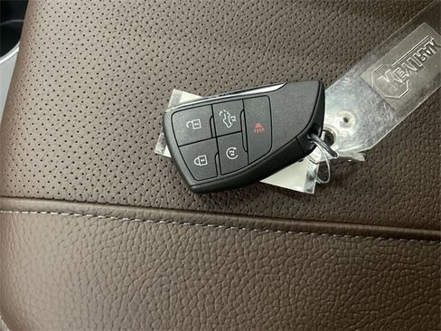 New 2026 GMC Sierra 1500 Denali w/ Denali Reserve Package image 36