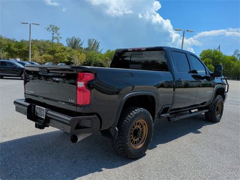 Used 2023 Chevrolet Silverado 2500 LTZ image 4