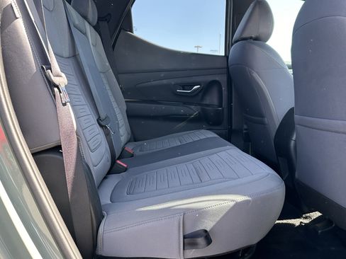 Used 2024 Hyundai Santa Cruz SEL FWD image 15