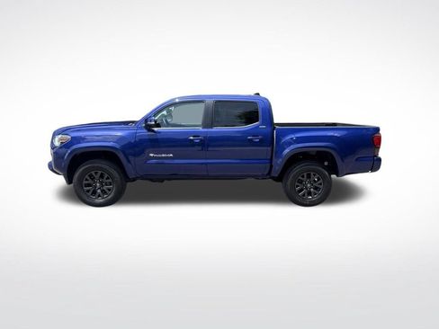 Used 2023 Toyota Tacoma SR5 w/ Technology Package AWD/4WD image 8