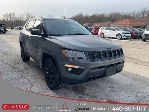 Used 2021 Jeep Compass Sport image 1