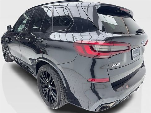 Used 2023 BMW X5 xDrive40i w/ M Sport Package image 10