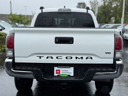 Certified 2023 Toyota Tacoma TRD Off-Road image 4