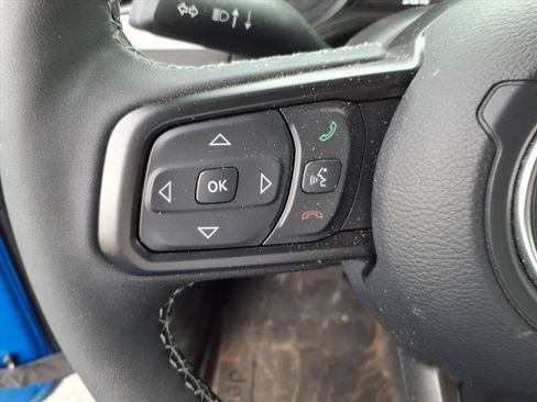 Used 2026 Jeep Wrangler Sport AWD/4WD image 28