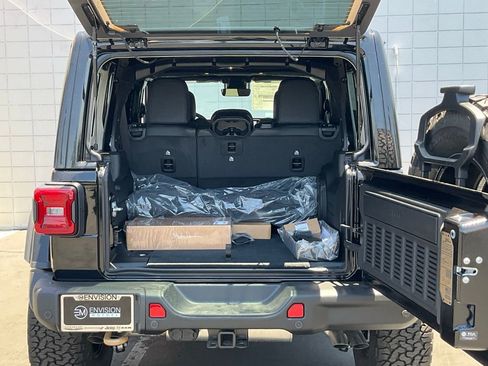 New 2024 Jeep Wrangler Unlimited Rubicon 392 image 17