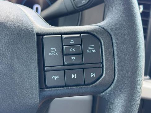 New 2026 Ford F250 XLT w/ XLT Premium Package AWD/4WD image 11