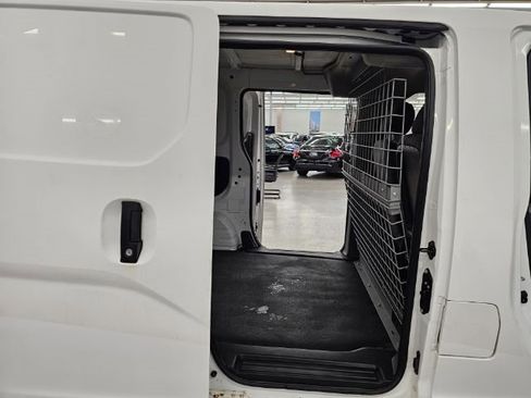 Used 2018 Chevrolet City Express LT image 29