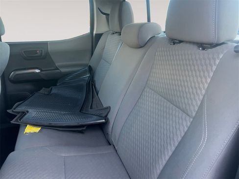 Used 2022 Toyota Tacoma SR5 image 13